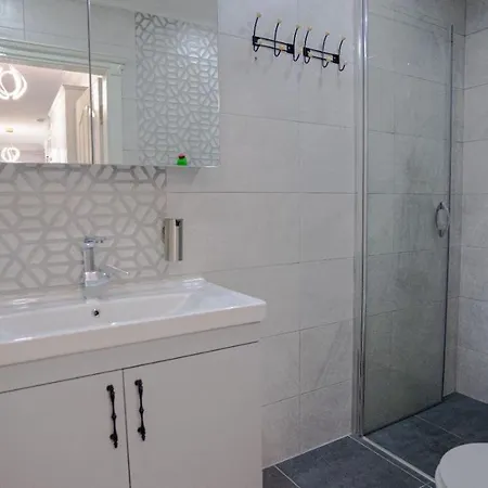 アパート Grand Family